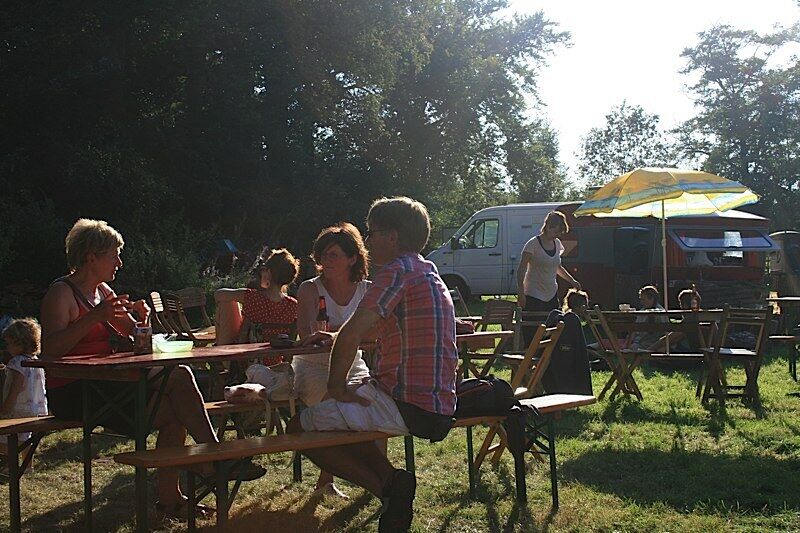Festivalweekend turnhout mensen buiten